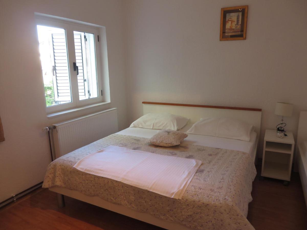 Apartments Tonka باكوشتاني المظهر الخارجي الصورة