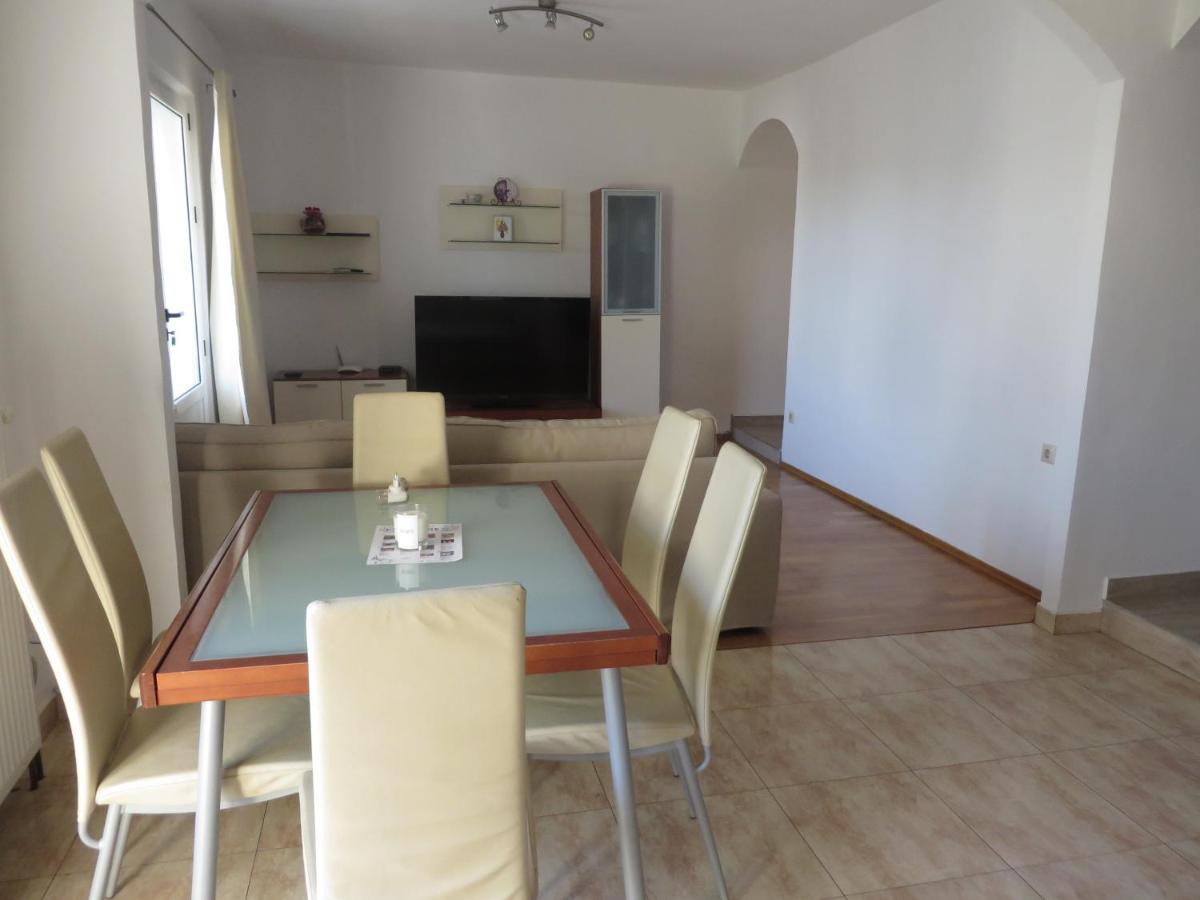 Apartments Tonka باكوشتاني المظهر الخارجي الصورة