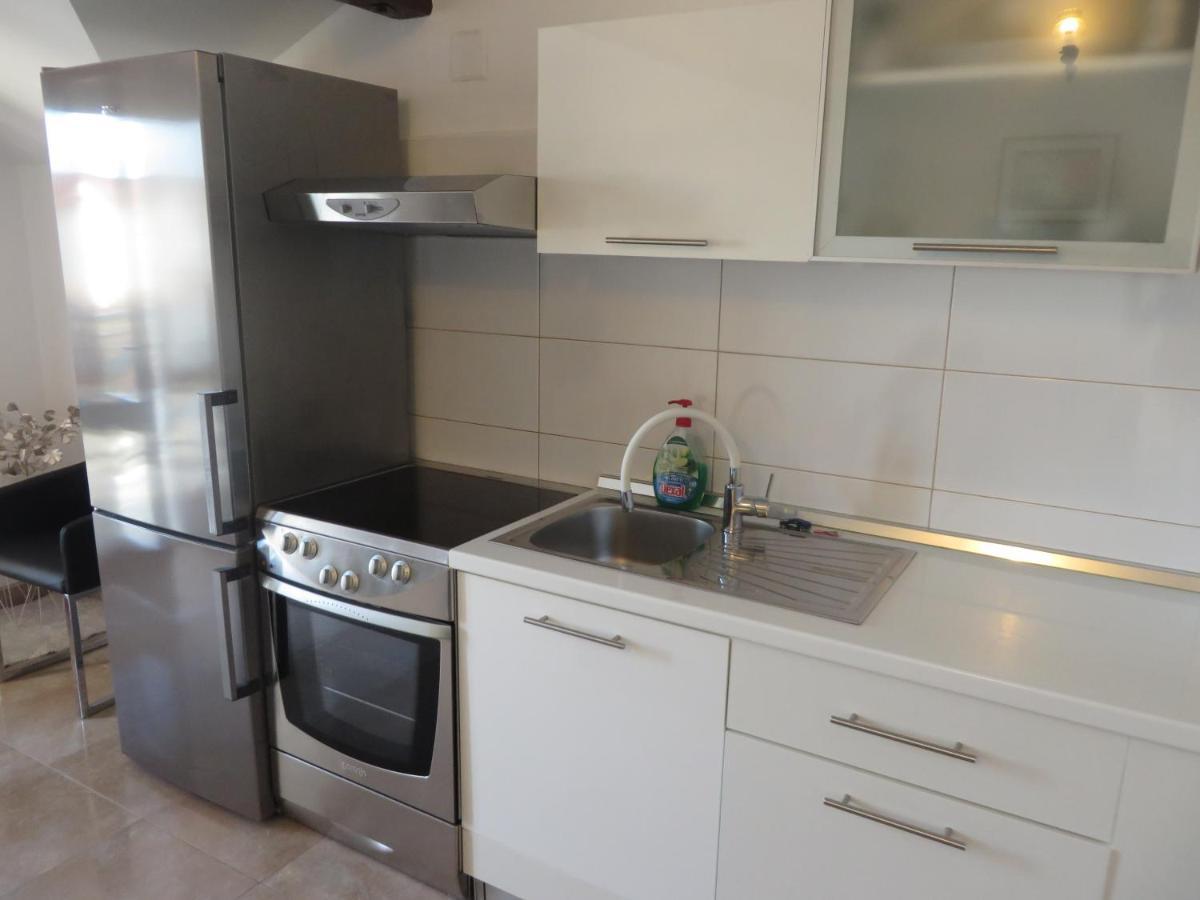 Apartments Tonka باكوشتاني المظهر الخارجي الصورة