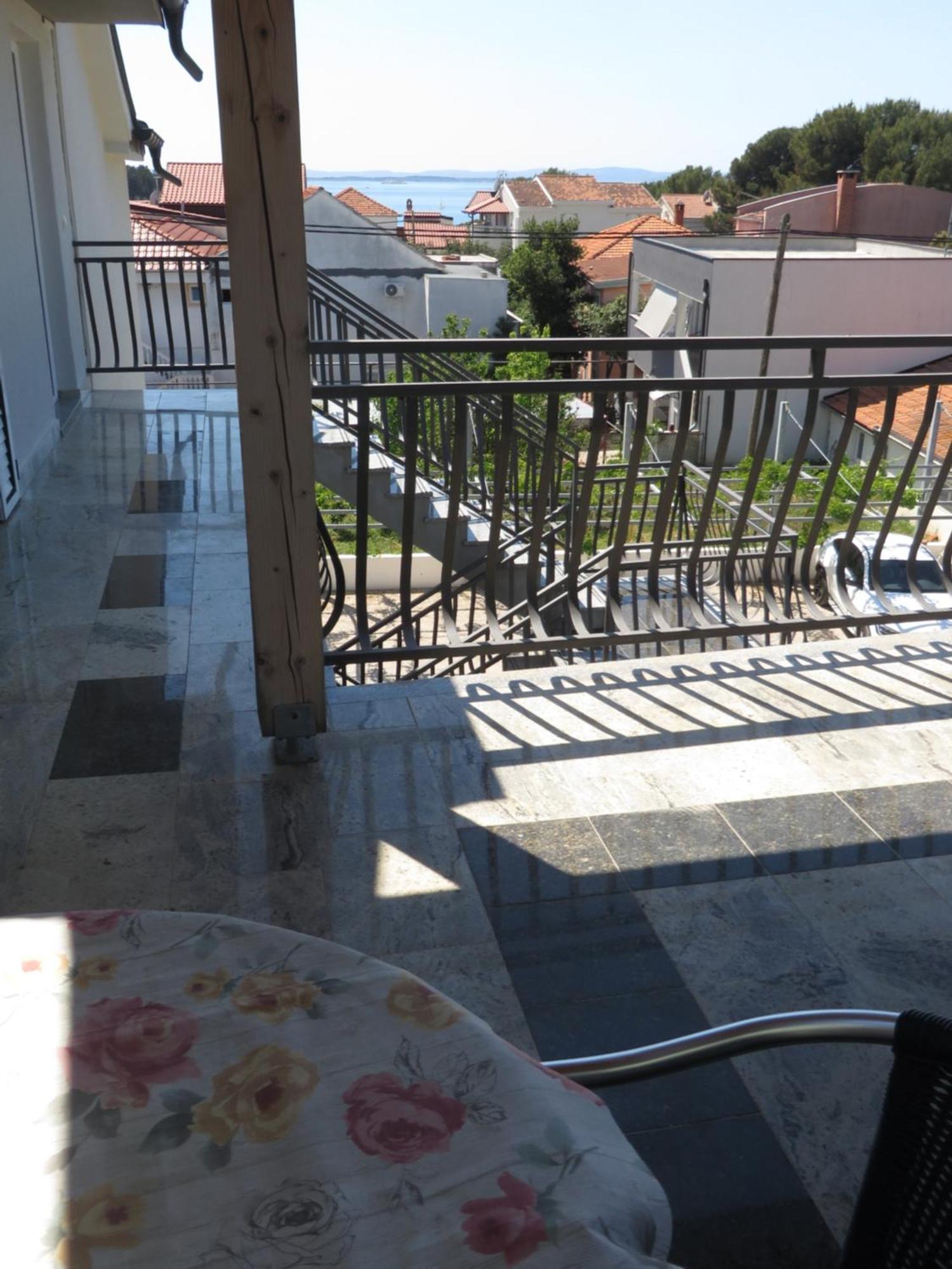 Apartments Tonka باكوشتاني الغرفة الصورة